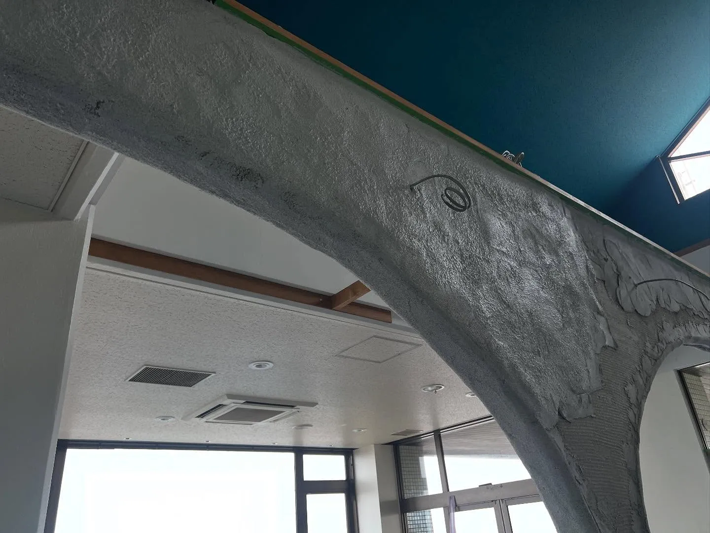 モルタル造形の作業風景です！