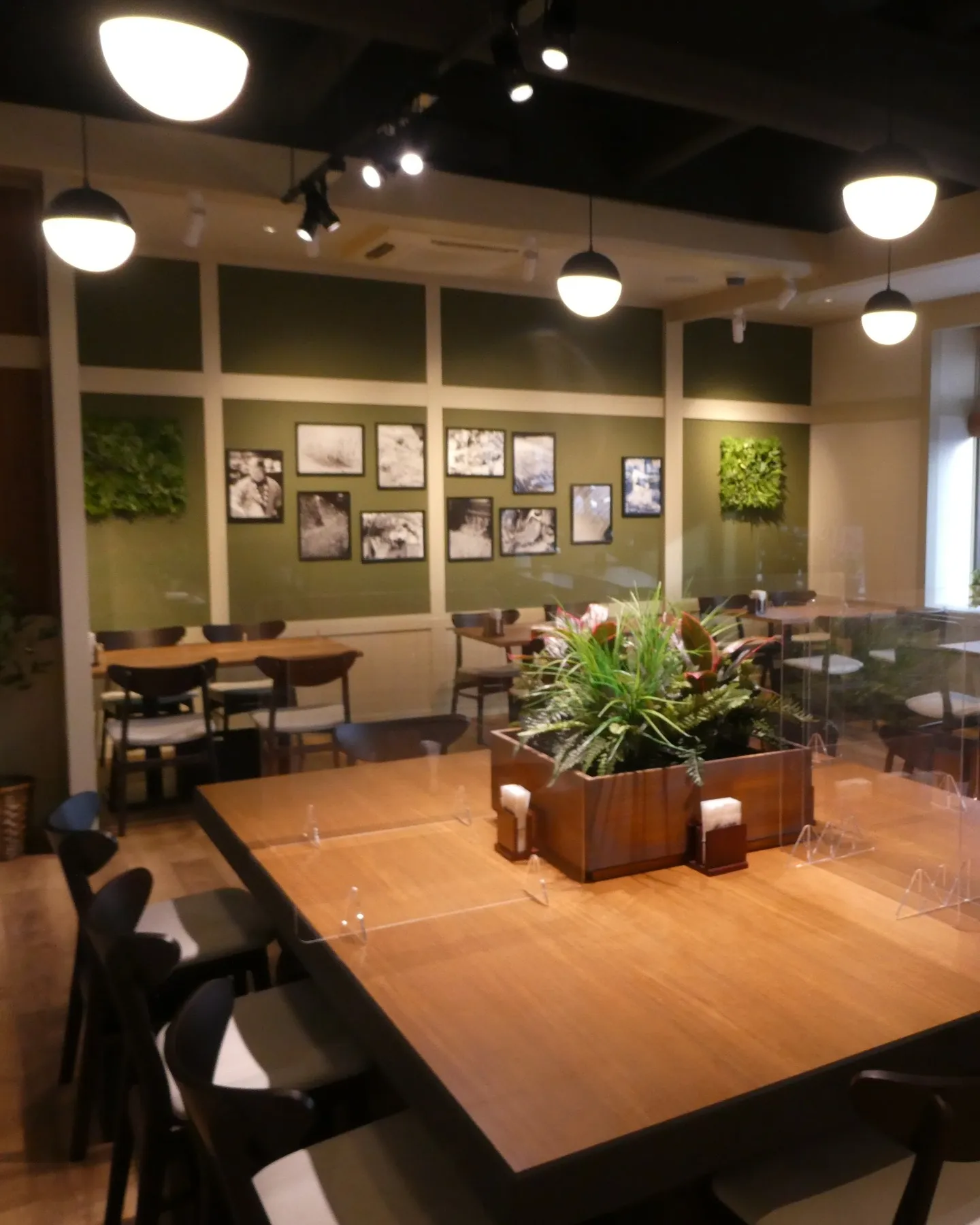 【店舗デザイン】東京豚骨拉麺 ばんから 焼津店